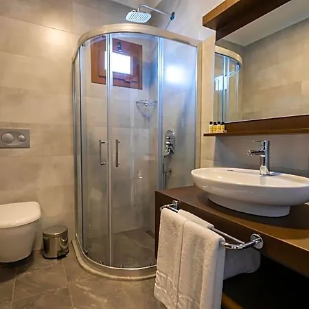 West House Exclusive Hotel