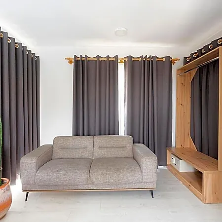 Hotel West House Exclusive 3*