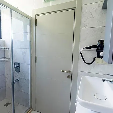 West House Exclusive Hotel